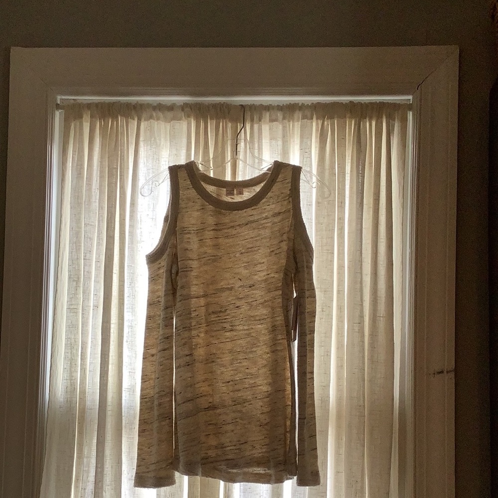 Long sleeve off shoulder top